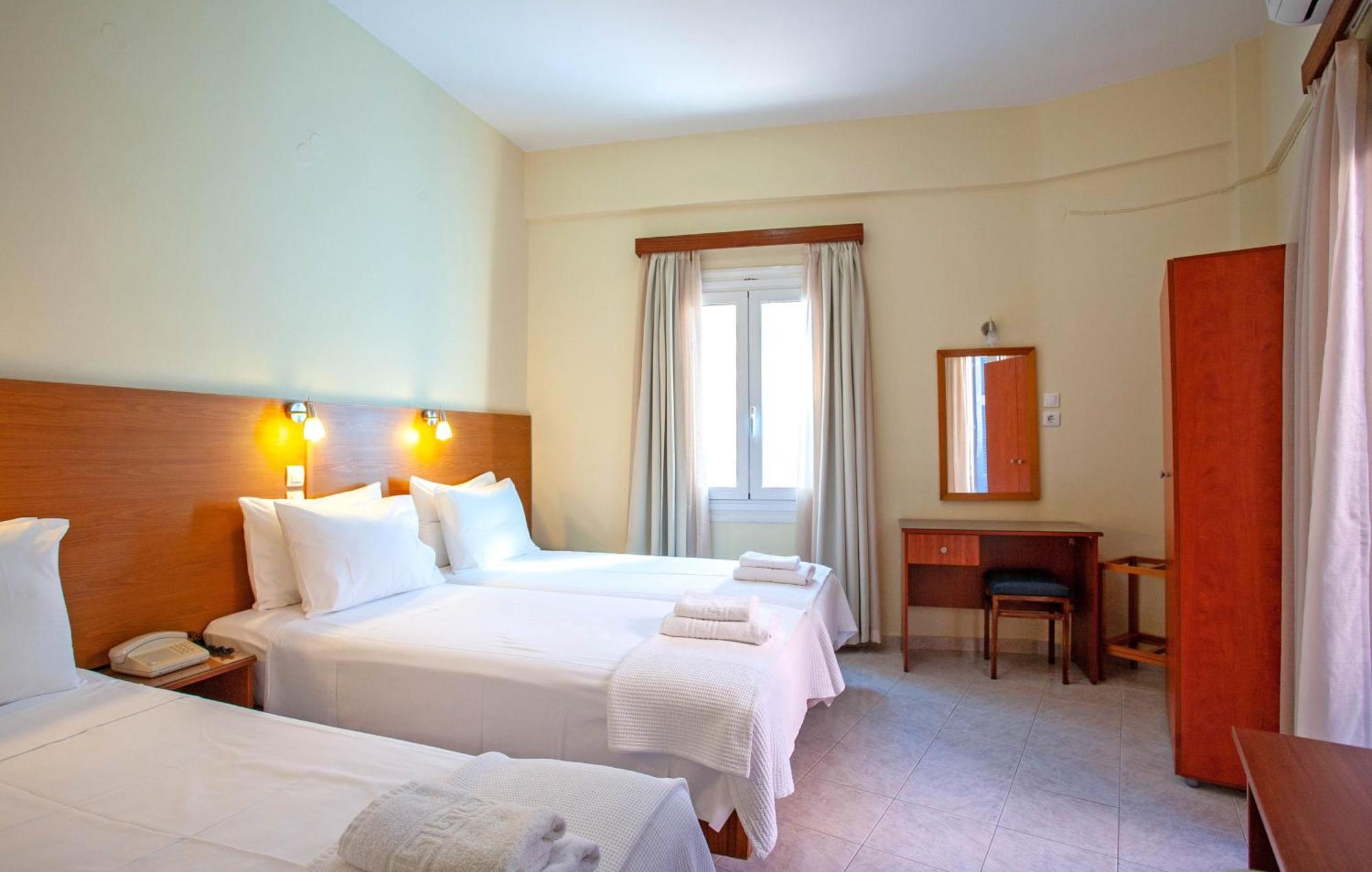 Lucia Hotel Chania  Exterior foto