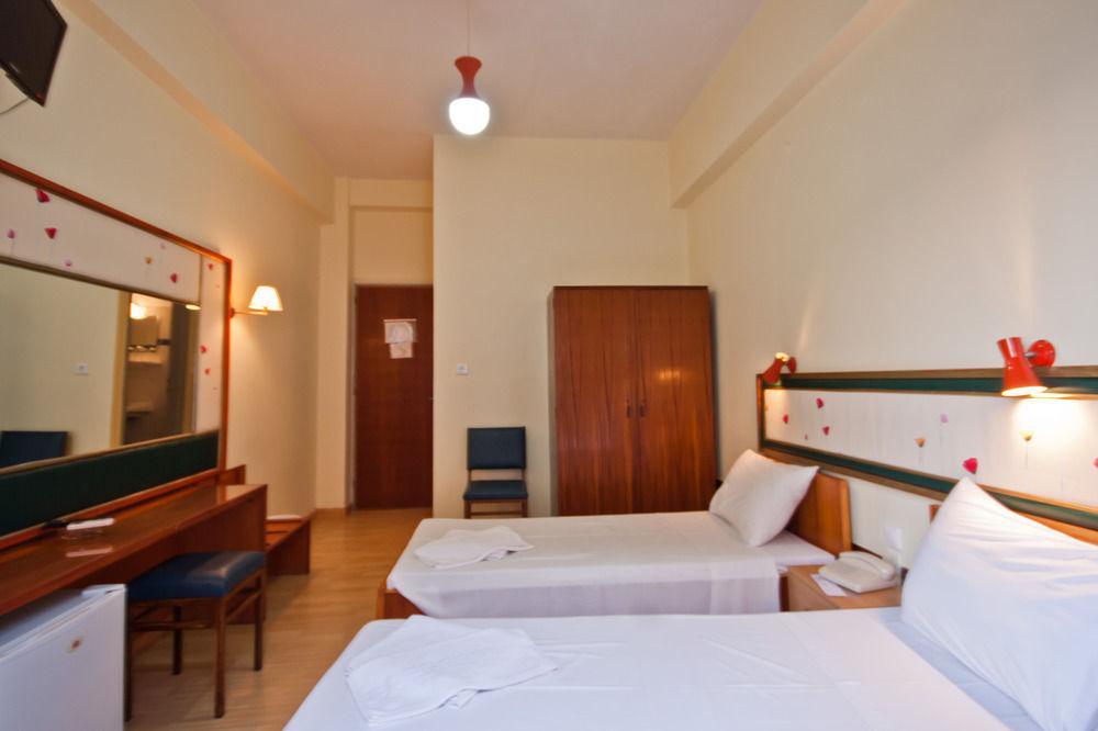 Lucia Hotel Chania  Exterior foto